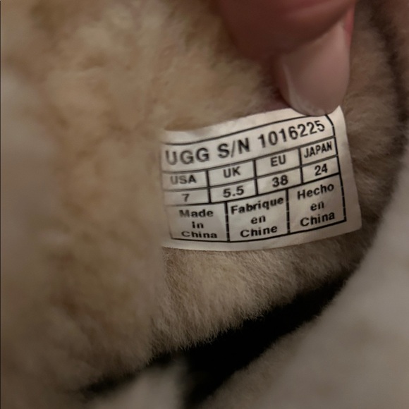 UGG Chestnut Bailey Bow Women’s 7 - Picture 10 of 12